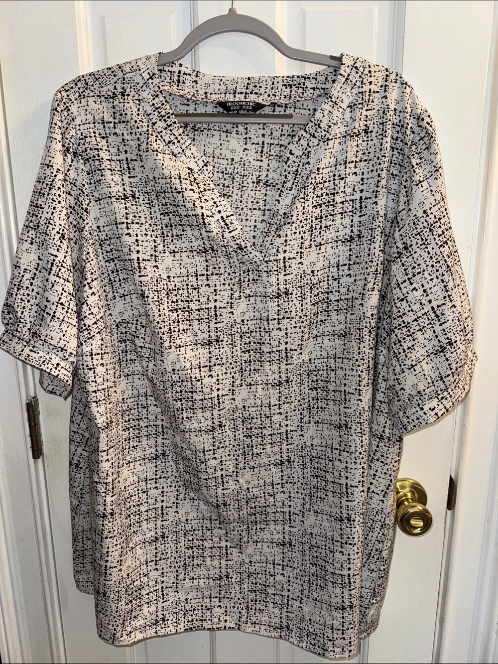 BloomChic Black and White Abstract Dot Print Top